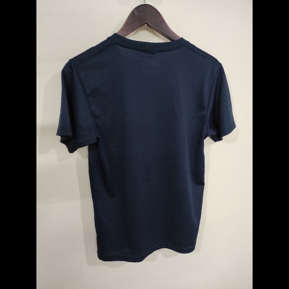 Blue T-shirt 💙 - Picture 4 of 6